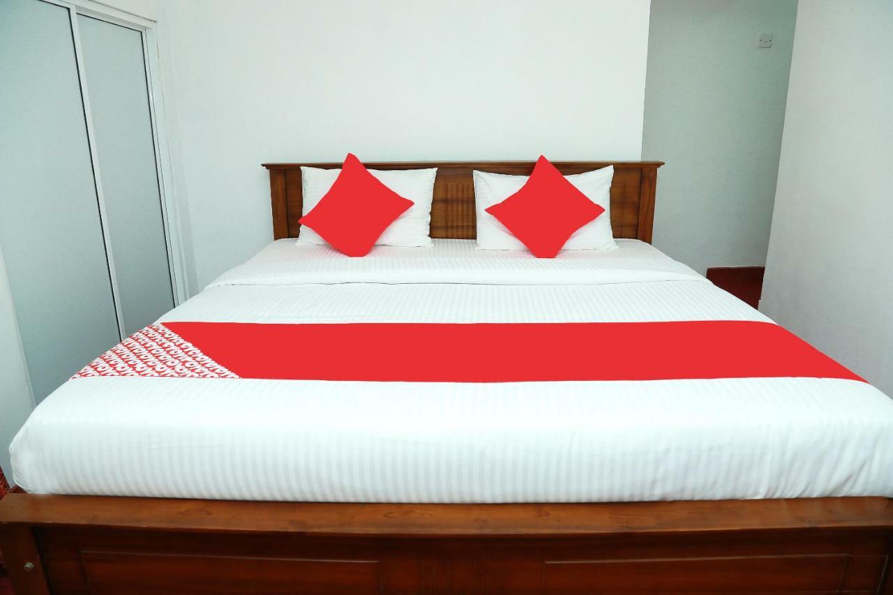 Oyo 238 Selva'S Guest House Нувара-Елія Екстер'єр фото