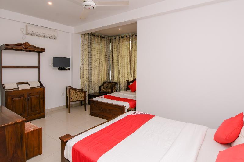 Oyo 238 Selva'S Guest House Нувара-Елія Екстер'єр фото